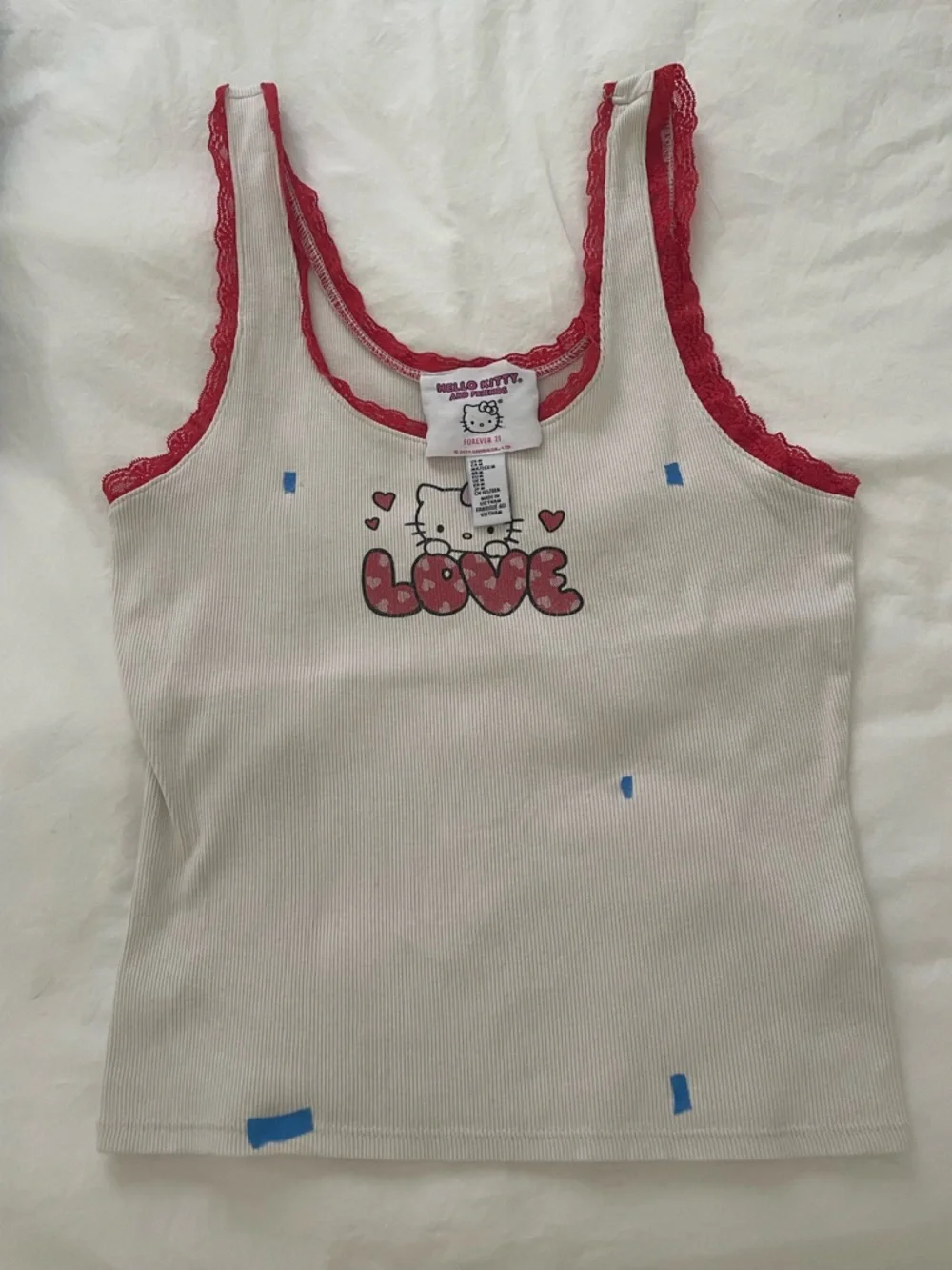Hello Kitty Tank - Picture 3 of 3